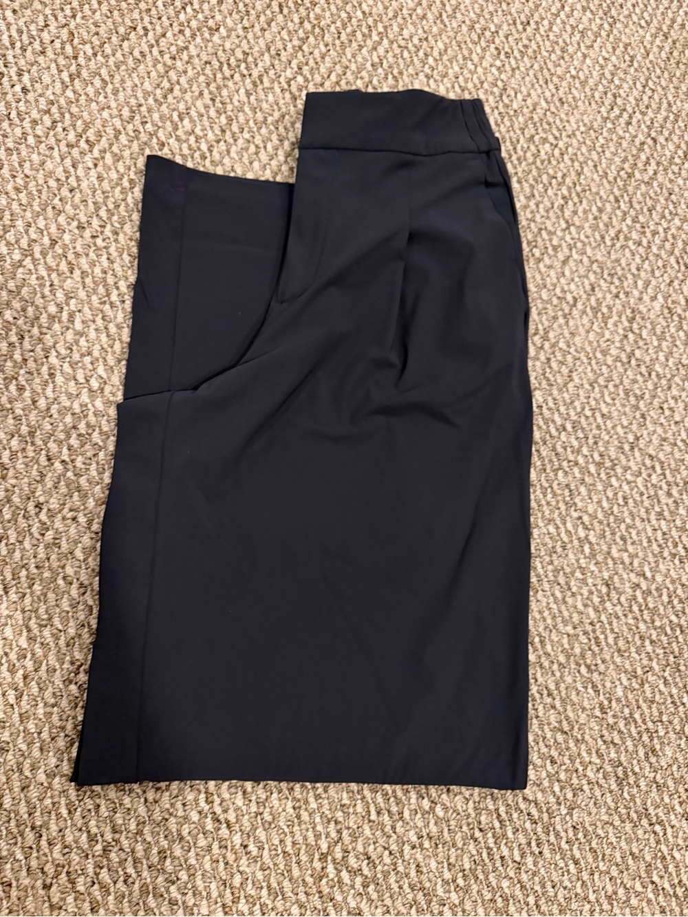 New Athleta Women’s Black Pants Sleek Wide Leg Casual or Formal Wear Size 2
